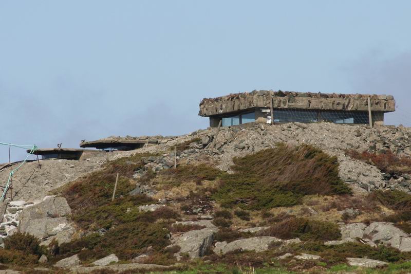 Først... Profil av kommandobunker som utvilsomt har flere likhetstrekk med andre marinebatterier på strekningen Trondheimsfjorden - Kristiansand.