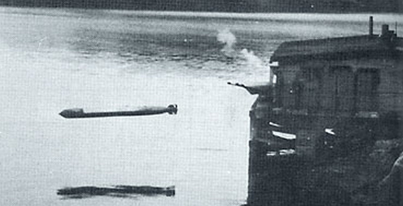 G7a utskytning (korshavn torpedobatteri).jpg