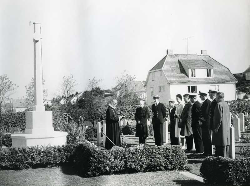 Begravelsen av Don Taylor på Rossabø i 1964. Foto Haugesunds Avis