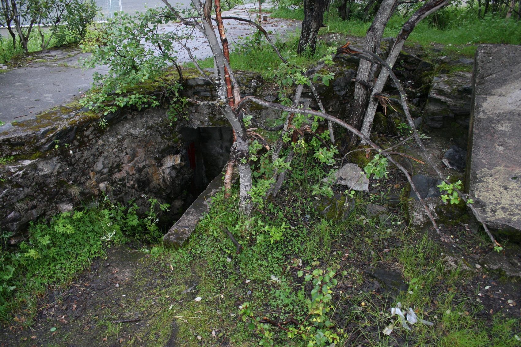 Bunker i Ørnveien nær 2 idrettsplasser ved Kvitvika -4.jpg