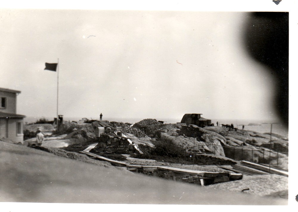 Bilde fra 1942 med deler av Karihus i venstre kant