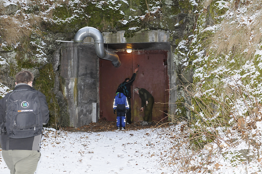 På vei inn til fjellanlegget på Sølvkrona. Var såpass mye fuktighet inne i fjellet at kameraet dugget igjen, men var sikkert noen andre som fikk noen bilder fra der inne :-)