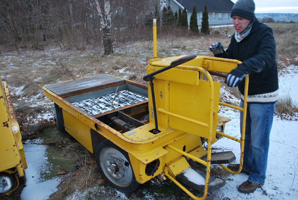 Et elektrisk tysk lokomotiv for frakting av ammunisjon