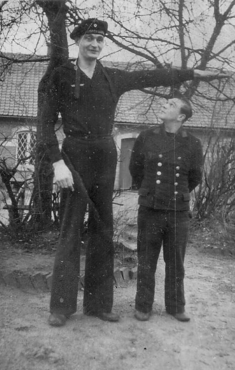 Tall%20short%20guys%204.jpg