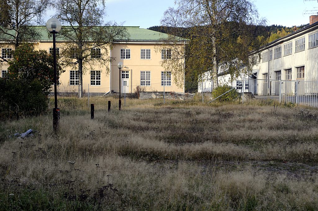 Administrasjonsbygget bygget av tyskerne under krigen