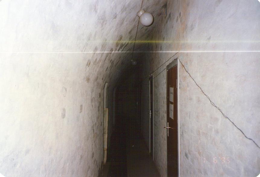 img062a.jpg