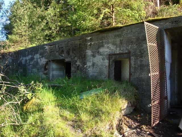 bunker-2.jpg