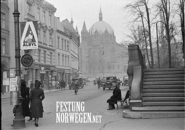 Oslo, Akersgata med Trefoldighetskirken i bakgrunnen. (Jan)