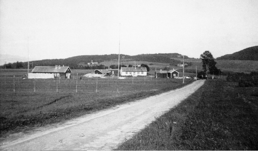 Radiostasjonen på Aunet ved Bjørnstad, Malvik.JPG