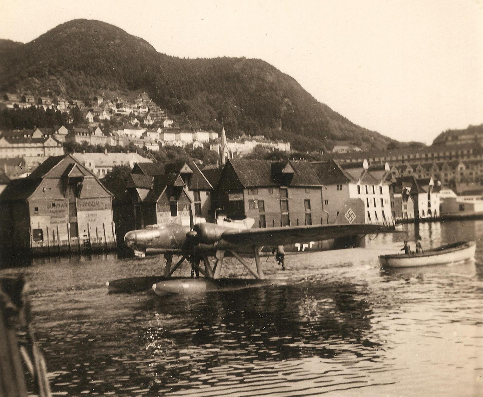 He115B Bergen.jpg