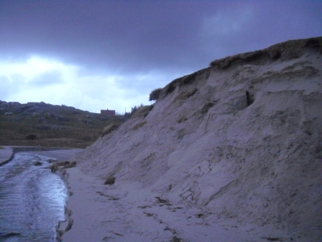 Denne stokken gir også et svar på hvor høy sandhaugen var akuratt der under krigen.
