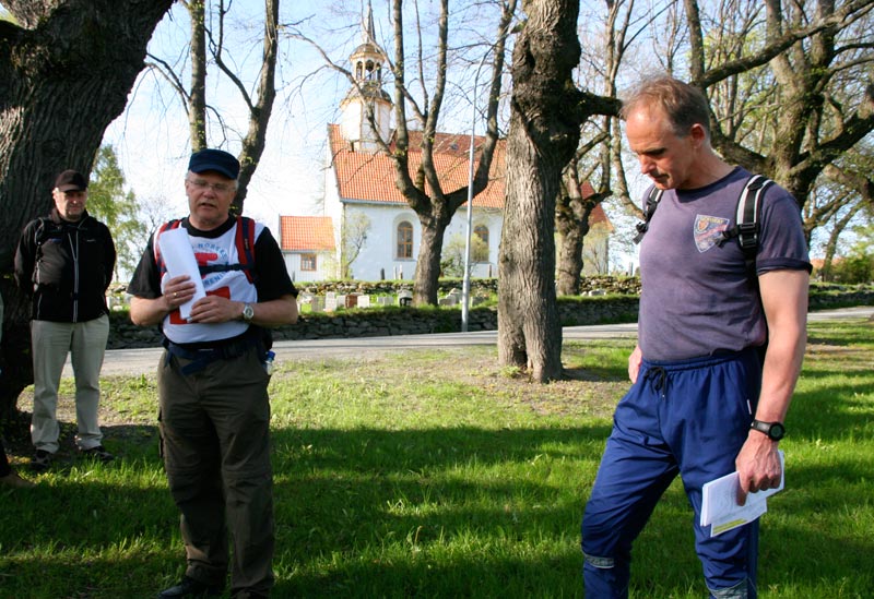 kort orientering før start av Jan Hofstad fra Trondheim Turistforening og Jan Blom Pettersen, Luftkrigsskolen