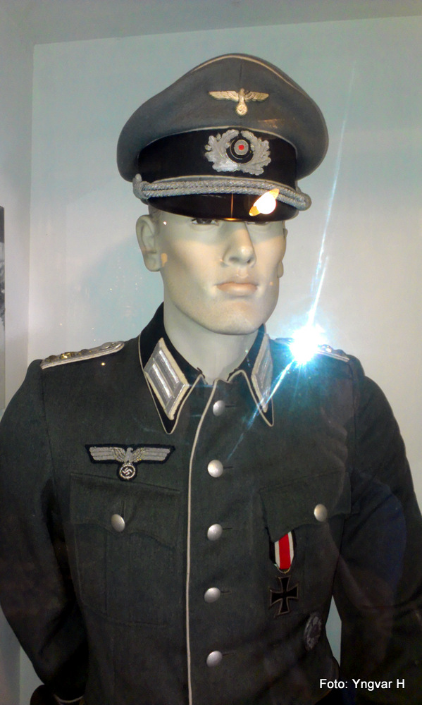 3-2012-08-11 11.53.10.jpg