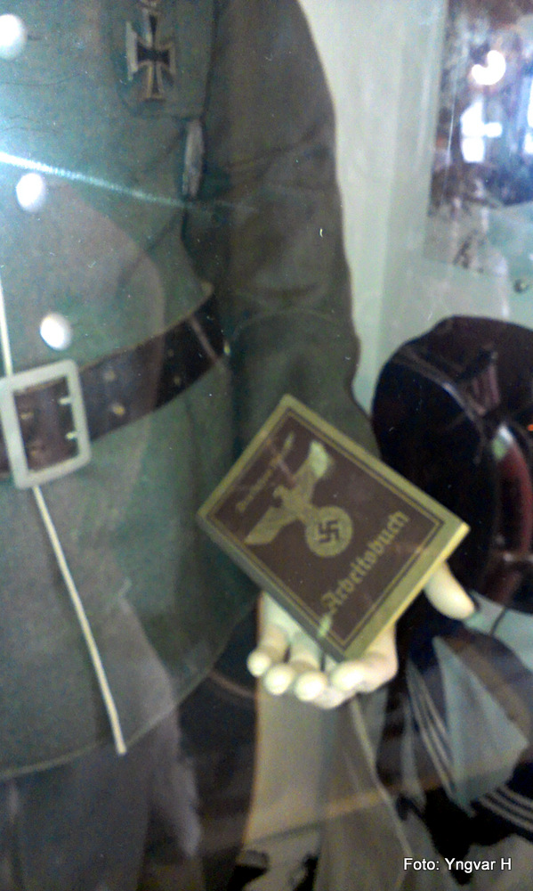 5-2012-08-11 11.53.47.jpg