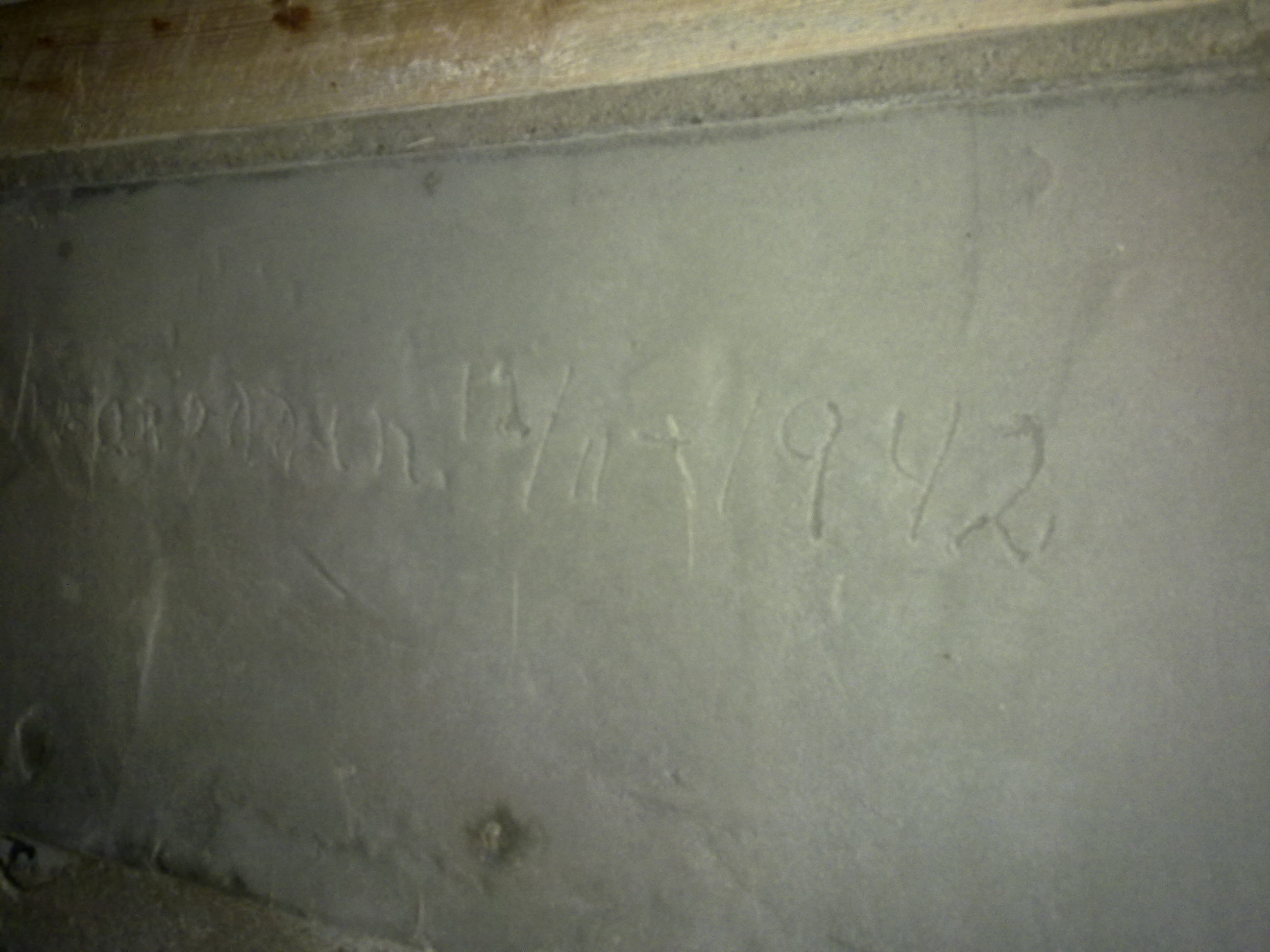111020111418.jpg