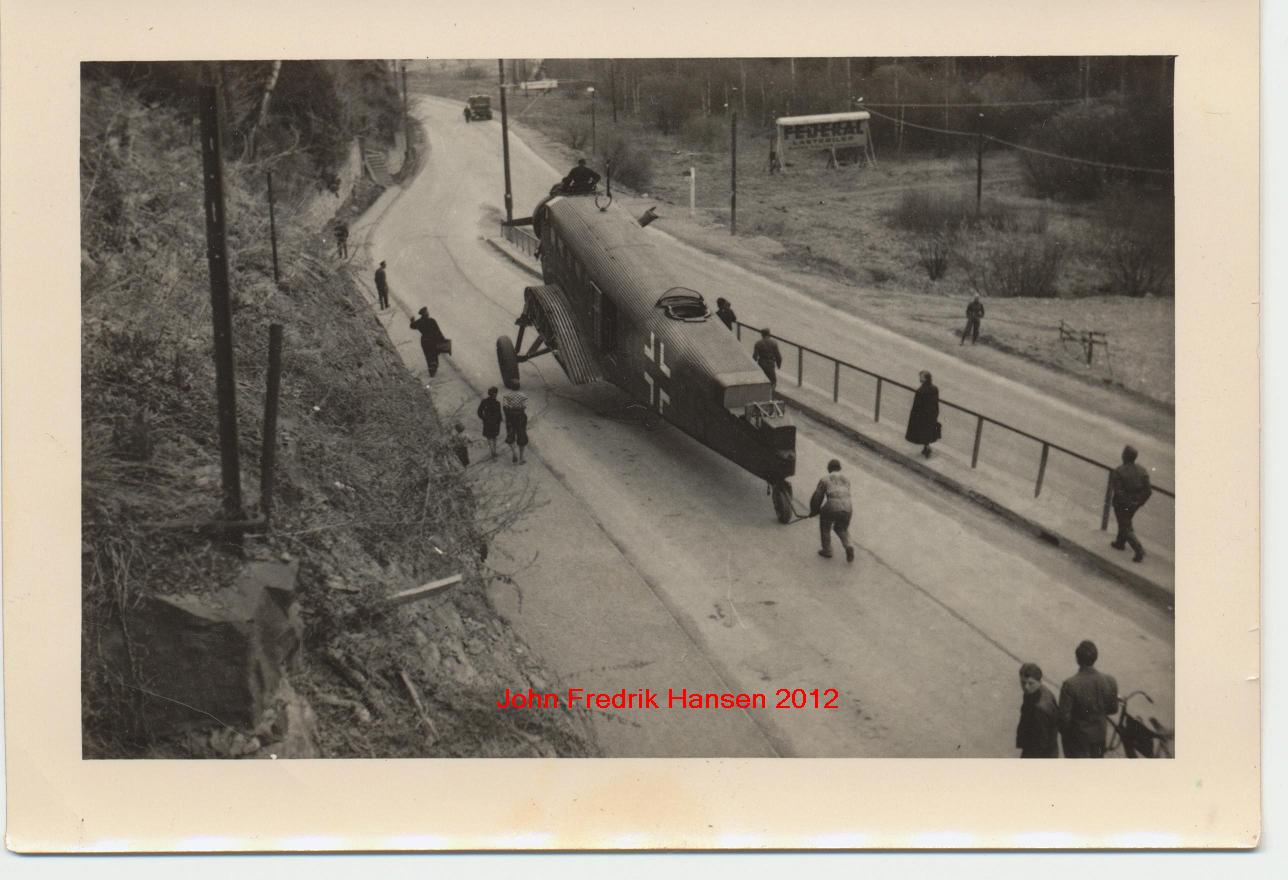 JU 52 Transport - 2.JPG
