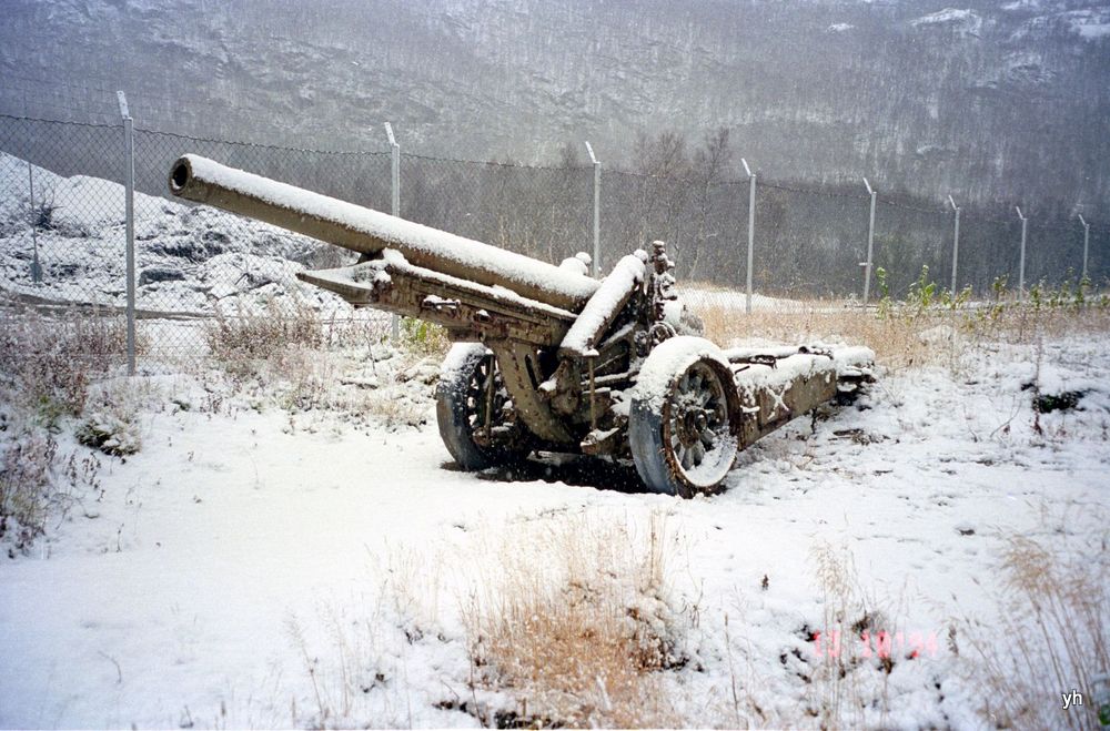 A-0010-03.jpg