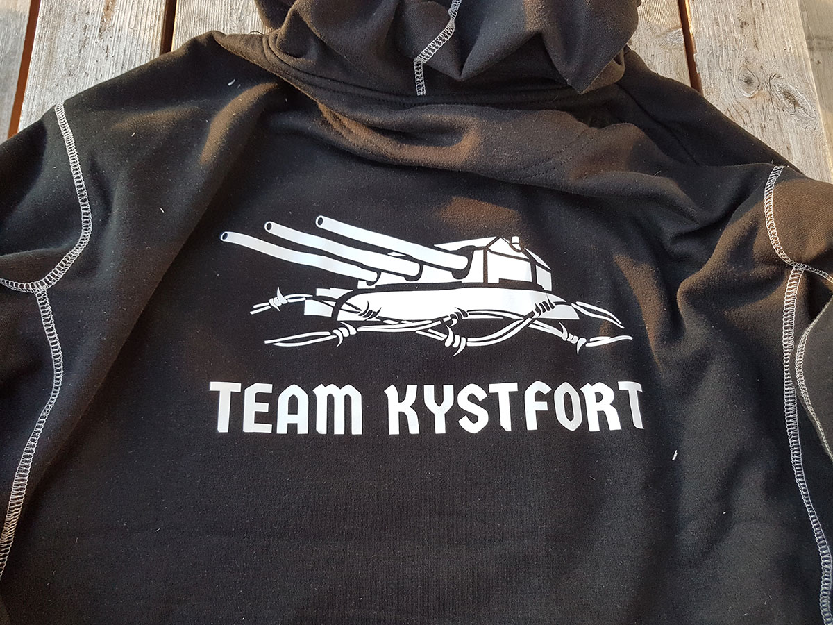 hettejakke1bak.jpg